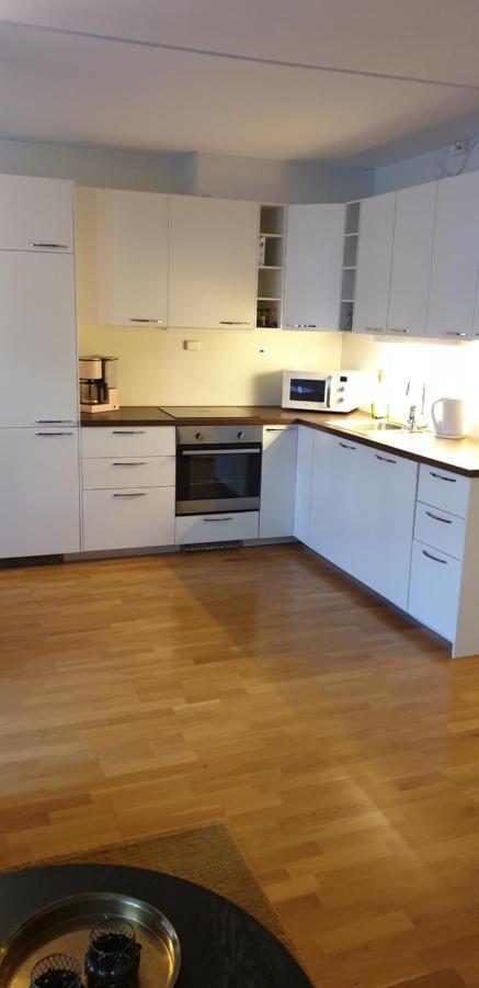 Sentralt I Apartment *